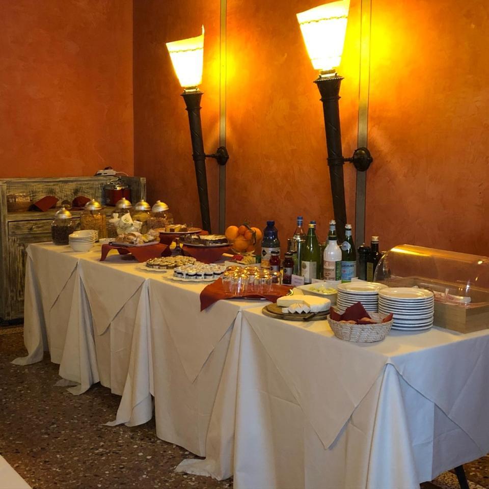 Albergo Cappello Rávena Exterior foto